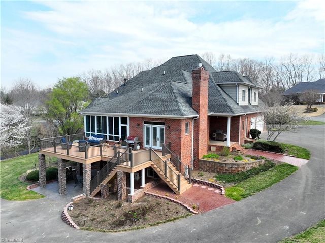 537 Montclaire Drive, Mount Airy, NC 27030