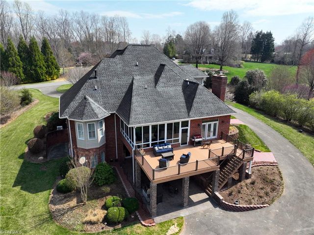 537 Montclaire Drive, Mount Airy, NC 27030