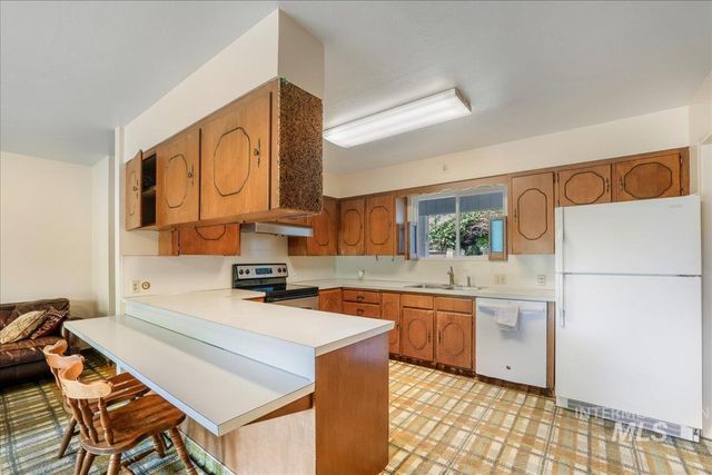 628 N Sunrise Blvd, Twin Falls, ID 83301