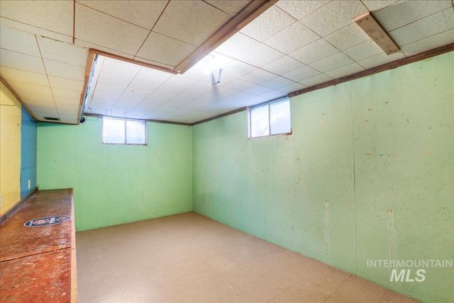628 N Sunrise Blvd, Twin Falls, ID 83301