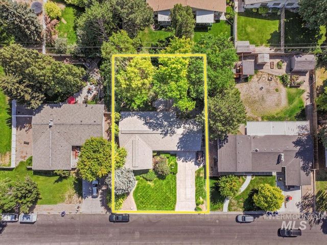 628 N Sunrise Blvd, Twin Falls, ID 83301