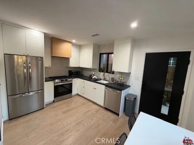 425 Terraine A, Long Beach, CA 90814