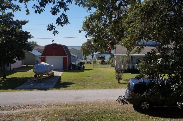 173 Lazy Water Drive, Livingston, TX 77351