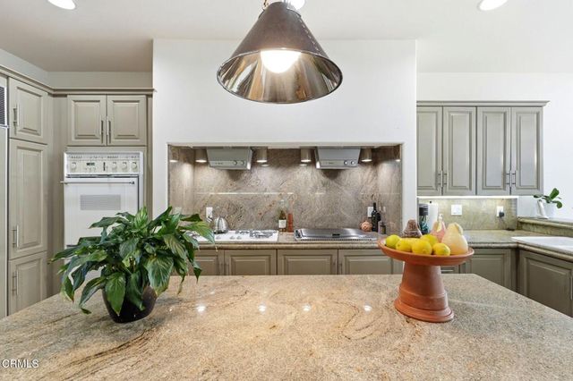 2317 Canyonback Road, Los Angeles, CA 90049