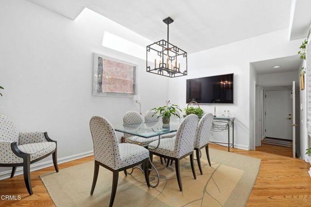 2317 Canyonback Road, Los Angeles, CA 90049