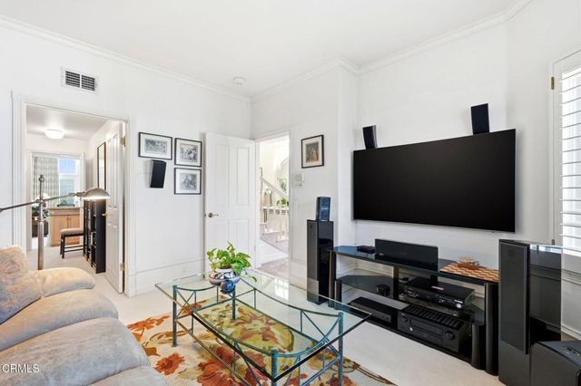 2317 Canyonback Road, Los Angeles, CA 90049