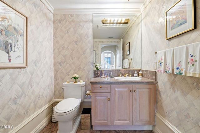 2317 Canyonback Road, Los Angeles, CA 90049