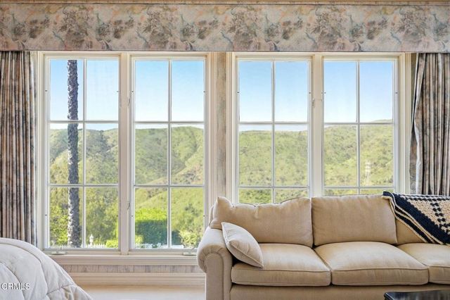 2317 Canyonback Road, Los Angeles, CA 90049