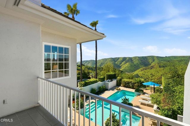 2317 Canyonback Road, Los Angeles, CA 90049