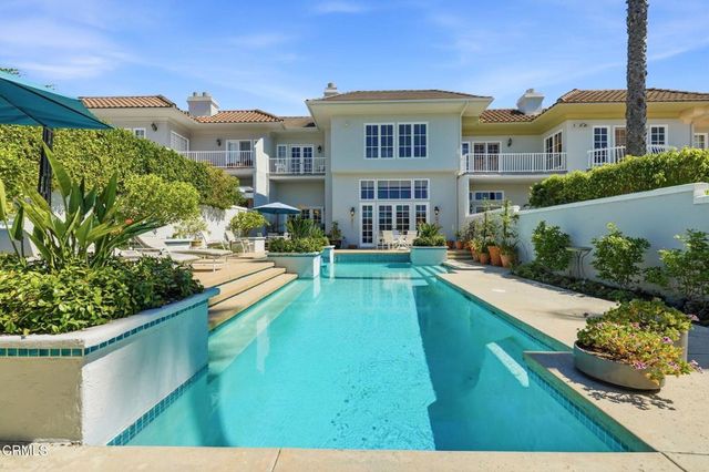 2317 Canyonback Road, Los Angeles, CA 90049