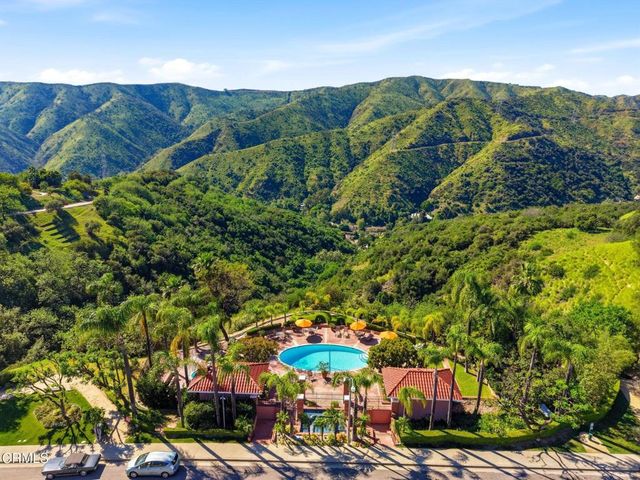 2317 Canyonback Road, Los Angeles, CA 90049