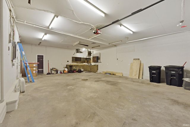 1400 N 28th Street, Lafayette, IN 47904