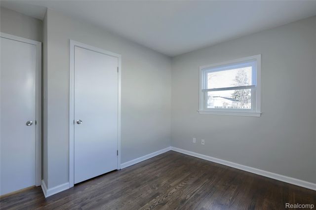 24907 Brittany Avenue, Eastpointe, MI 48021