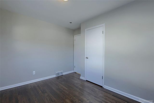 24907 Brittany Avenue, Eastpointe, MI 48021