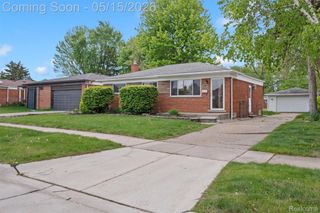 13144 Stamford Avenue, Warren, MI 48089