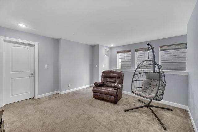 5 Nelson Lane, Hawthorn Woods, IL 60047