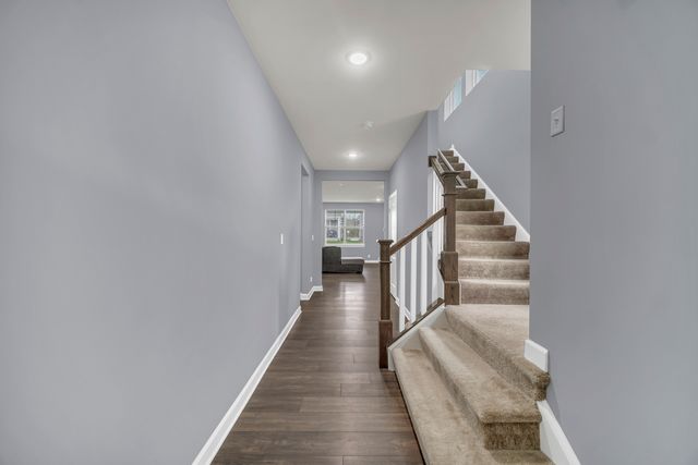 5 Nelson Lane, Hawthorn Woods, IL 60047