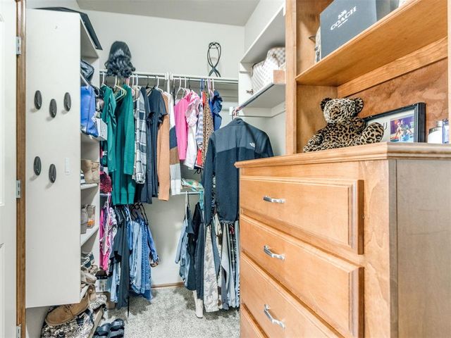 298 Hillside Drive, Harrah, OK 73045