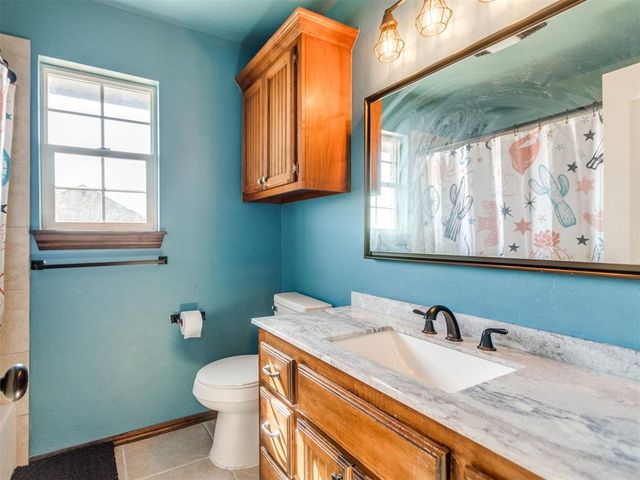 298 Hillside Drive, Harrah, OK 73045