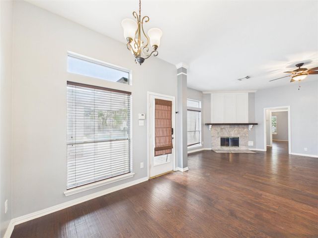 111 Bending Brook Lane, Dickinson, TX 77539