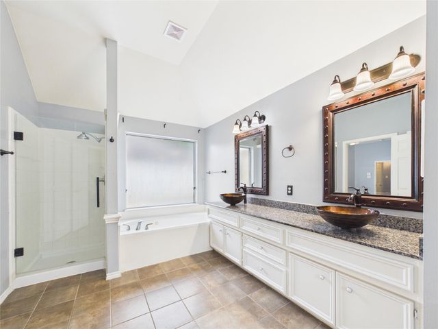 111 Bending Brook Lane, Dickinson, TX 77539