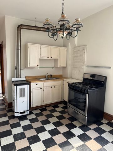 2435 W Thomas Street 3F, Chicago, IL 60622