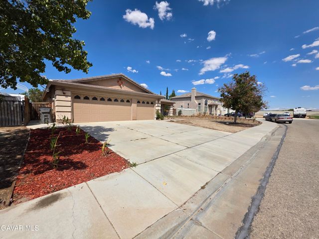 5715 Capri Court, Palmdale, CA 93552