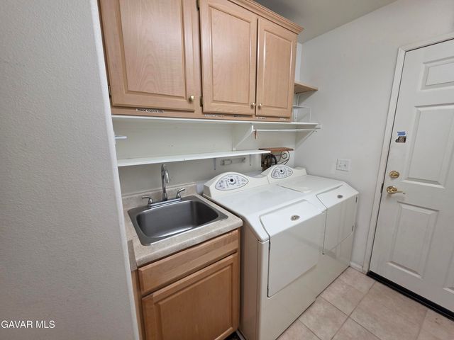 5715 Capri Court, Palmdale, CA 93552