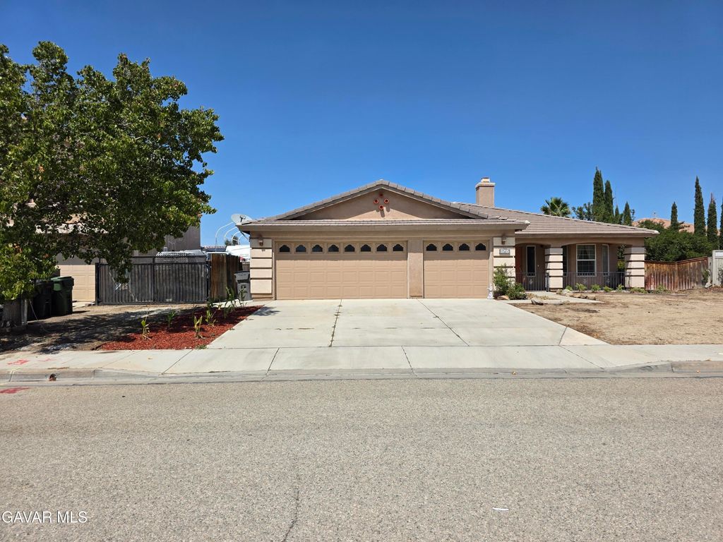 5715 Capri Court, Palmdale, CA 93552