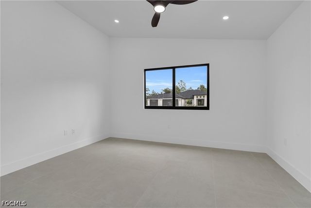 1009 State AVE, Lehigh Acres, FL 33972
