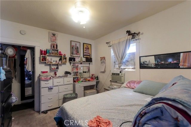 212 E Adams Street, Santa Ana, CA 92707