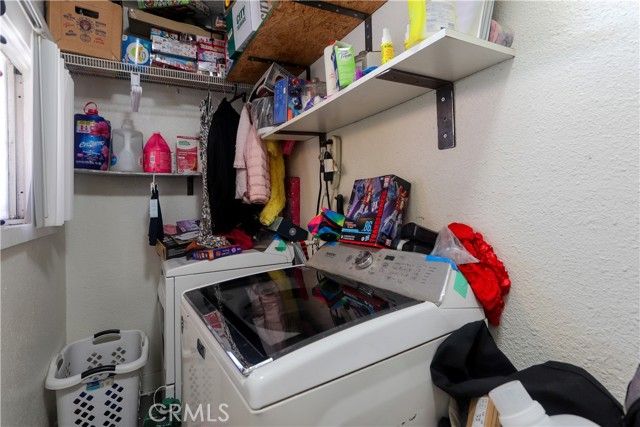 212 E Adams Street, Santa Ana, CA 92707