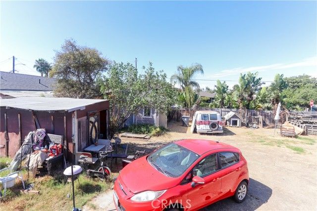 212 E Adams Street, Santa Ana, CA 92707