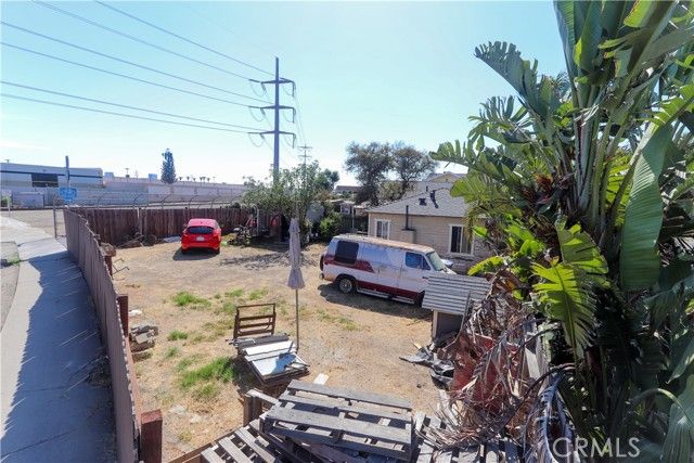 212 E Adams Street, Santa Ana, CA 92707