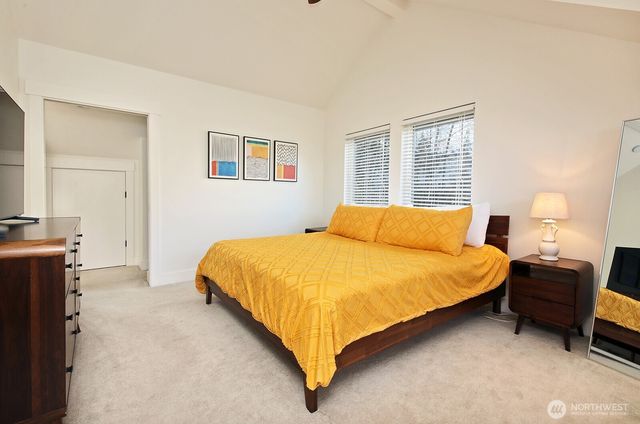4876 Breezefair Road, Freeland, WA 98249