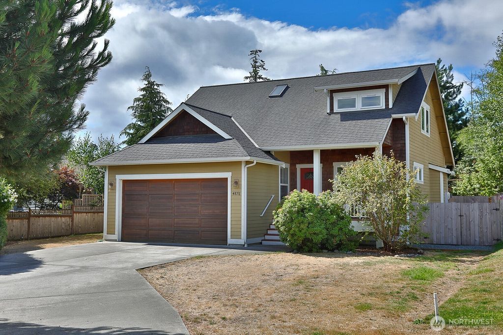 4876 Breezefair Road, Freeland, WA 98249