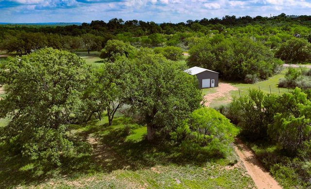 171 County Road 117 RD, Llano, TX 78643