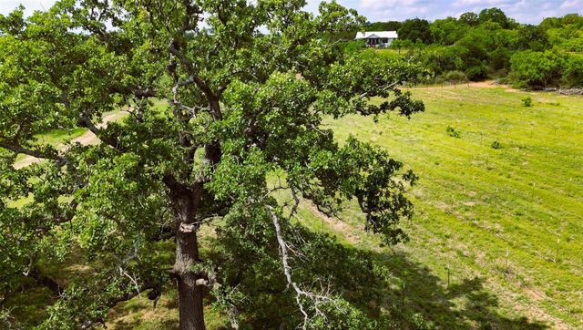 171 County Road 117 RD, Llano, TX 78643