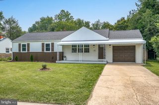 10 CLAIRMONT DR, Newark, DE 19702