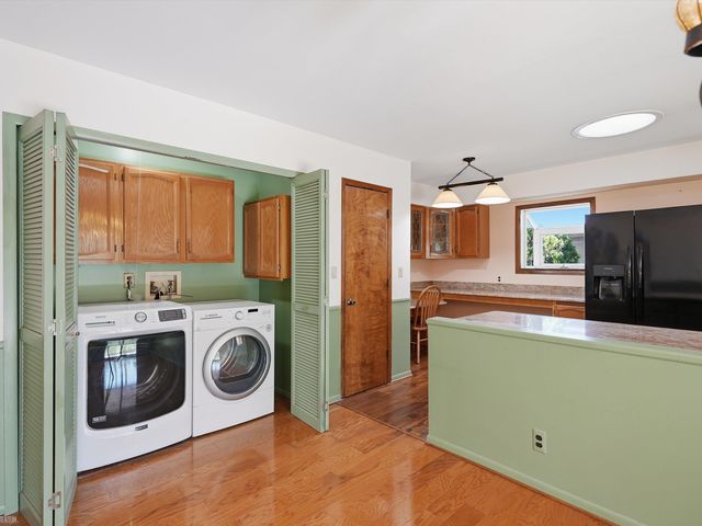 42424 Tessmer Drive, Sterling Heights, MI 48314