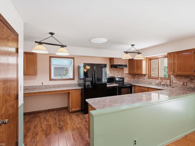 42424 Tessmer Drive, Sterling Heights, MI 48314
