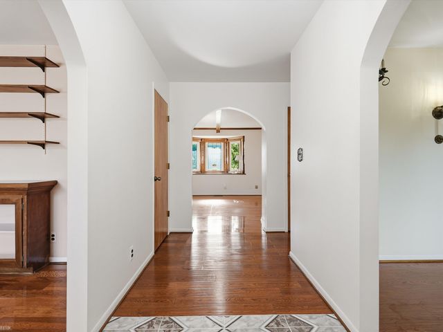 42424 Tessmer Drive, Sterling Heights, MI 48314