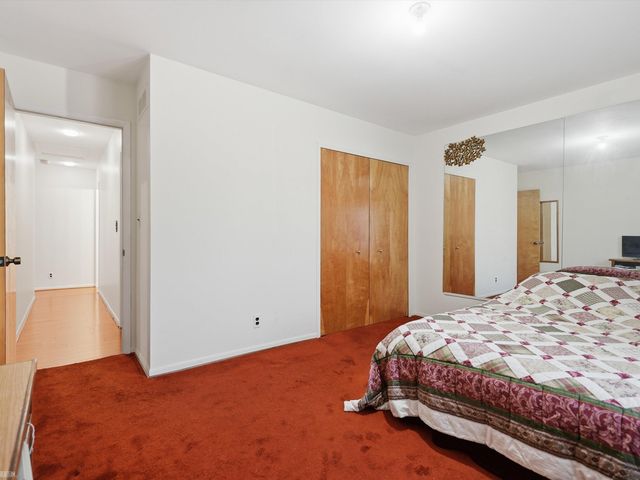 42424 Tessmer Drive, Sterling Heights, MI 48314