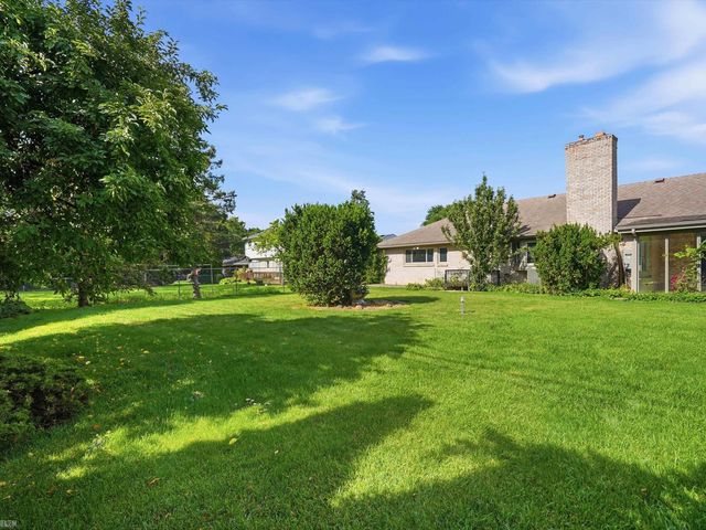 42424 Tessmer Drive, Sterling Heights, MI 48314
