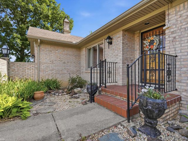 42424 Tessmer Drive, Sterling Heights, MI 48314