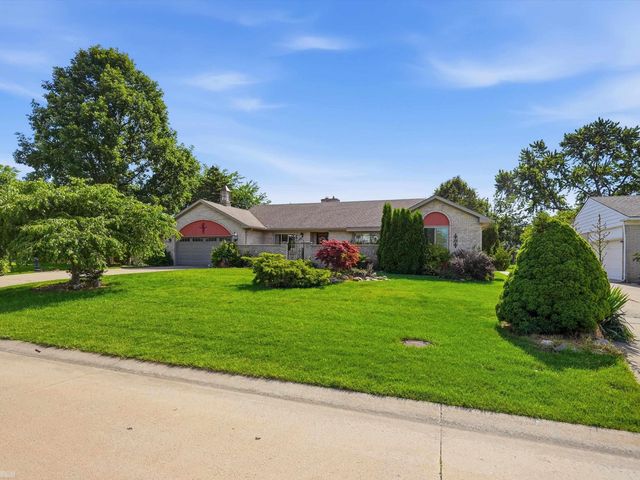 42424 Tessmer Drive, Sterling Heights, MI 48314