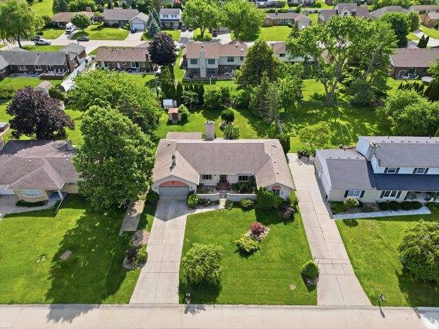 42424 Tessmer Drive, Sterling Heights, MI 48314