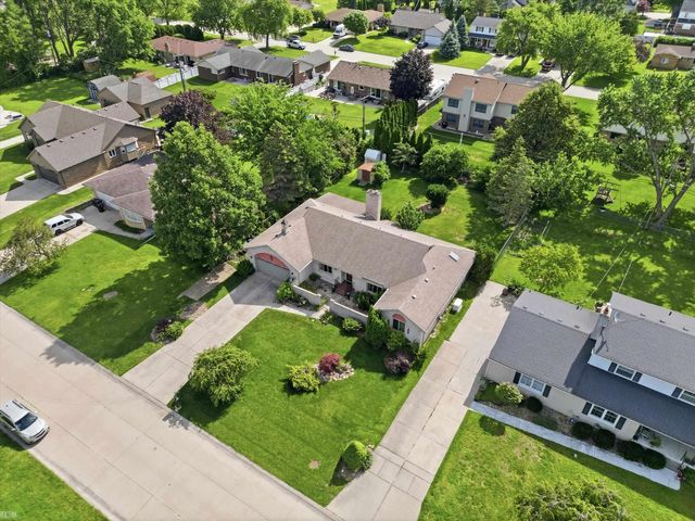 42424 Tessmer Drive, Sterling Heights, MI 48314