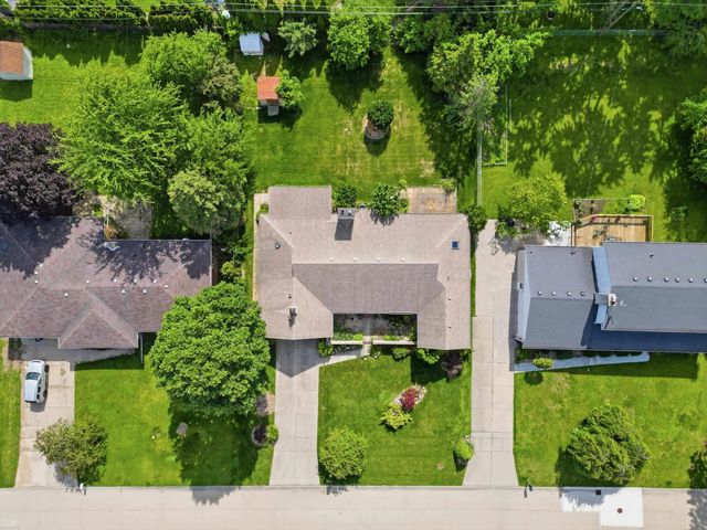 42424 Tessmer Drive, Sterling Heights, MI 48314