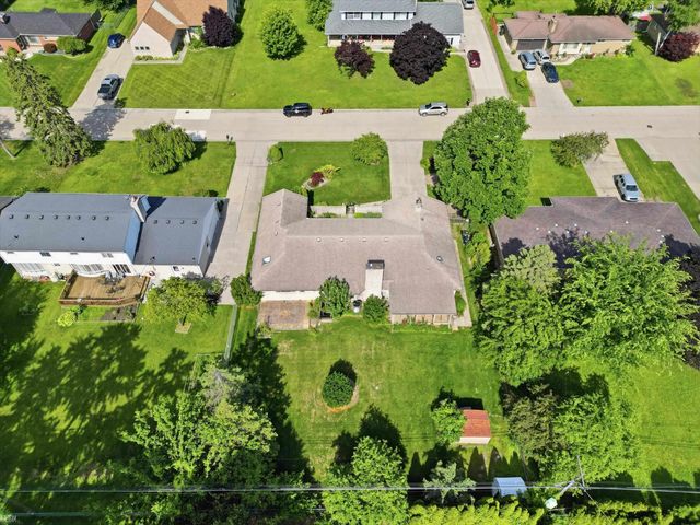 42424 Tessmer Drive, Sterling Heights, MI 48314